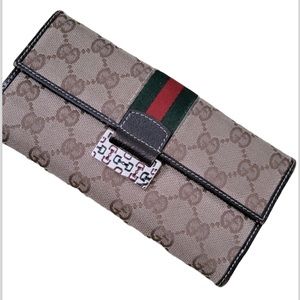 Vintage Authentic Gucci Wallet